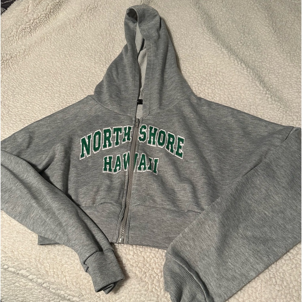 Cropped Hoodie- Brand New